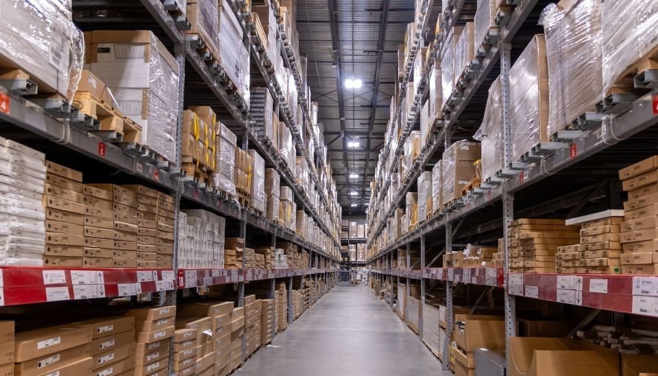 What Really Matters with 3.5 m Racking Height and 2.8 m Aisles?