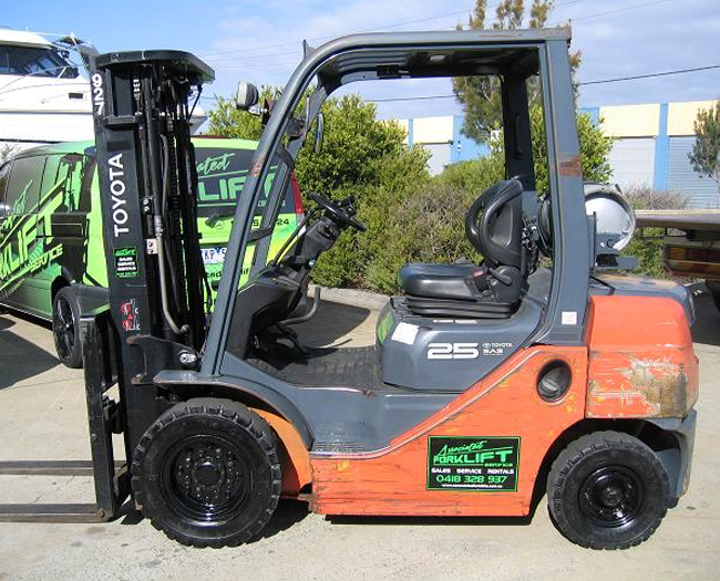 Toyota 2.5T 32-8FG25 LPG